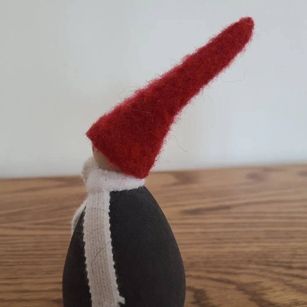 Handmade Sweden Larssons Tra Wood Christmas Gray Tomte Santa Elf Figurine Felix